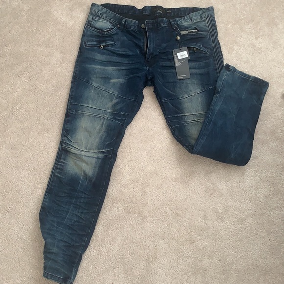 Men’s dark wash jeans - Picture 2 of 4